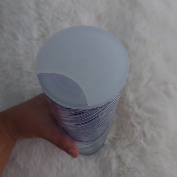 New Starbuck - Picture 3 of 4